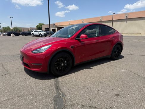 Used 2020 Tesla Model Y Long Range AWD/4WD image 1