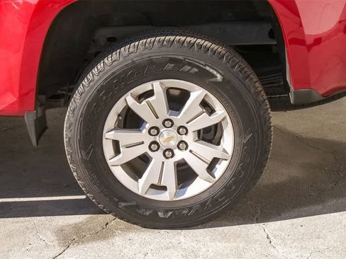 Used 2020 Chevrolet Colorado LT w/ Luxury Package image 6