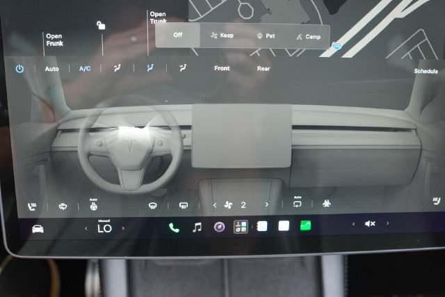 Used 2022 Tesla Model Y Performance AWD/4WD image 26