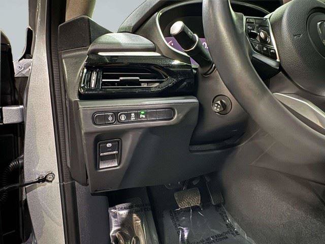 Used 2024 Acura MDX w/ Technology Package FWD image 28