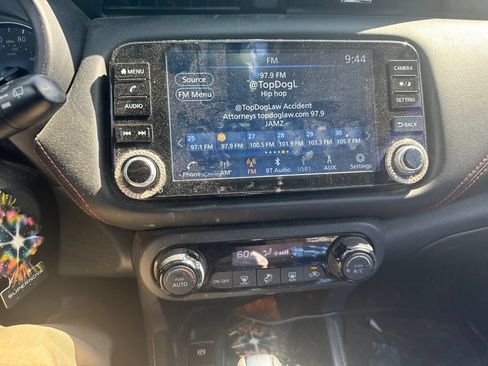 Used 2024 Nissan Kicks SR FWD image 6