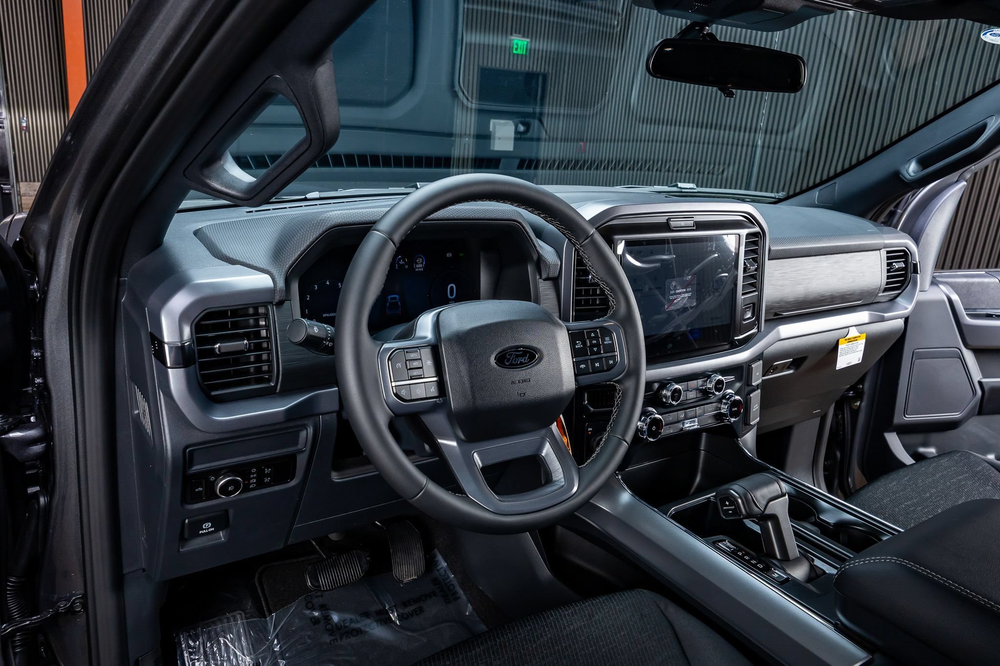 Used 2026 Ford F150 XLT w/ XLT Black Appearance Package AWD/4WD image 17