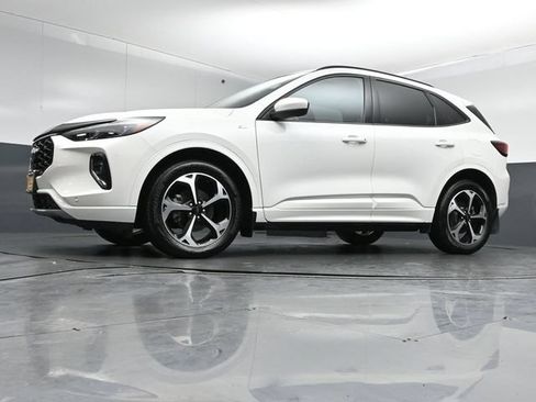 Certified 2023 Ford Escape ST-Line Elite w/ Class II Trailer Tow Package AWD/4WD image 41