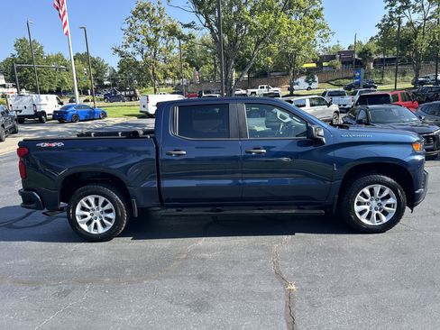 Used 2021 Chevrolet Silverado 1500 Custom AWD/4WD image 5