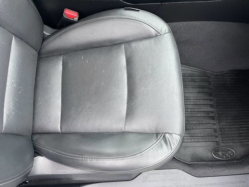 Used 2015 Subaru Legacy 2.5i Limited image 32