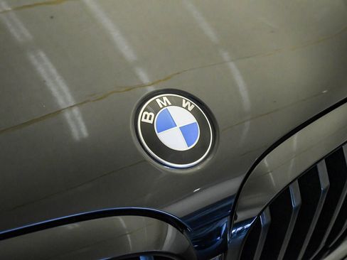 Used 2023 BMW X3 sDrive30i w/ M Sport Package RWD image 7