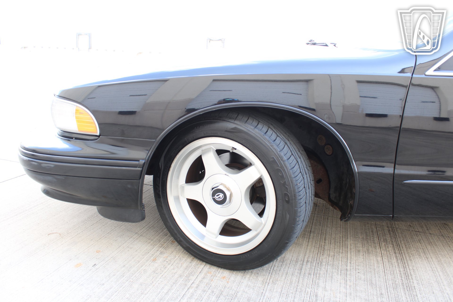 Used 1994 Chevrolet Caprice SS RWD image 37