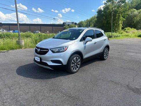 Used 2022 Buick Encore Preferred w/ Safety Package AWD/4WD image 1
