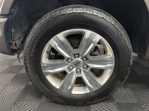 Used 2015 Ford F150 Lariat w/ Equipment Group 502A Luxury image 34