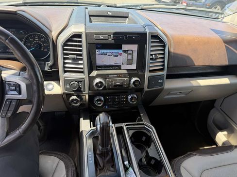 Used 2019 Ford F150 Limited AWD/4WD image 9
