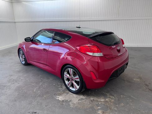 Used 2016 Hyundai Veloster Coupe 3D w/ Option Group 02 image 7