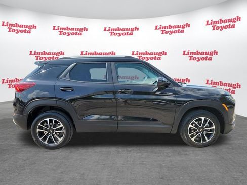 Used 2025 Chevrolet TrailBlazer LT AWD/4WD image 22