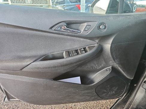 Used 2017 Chevrolet Cruze LT w/ Convenience Package image 14