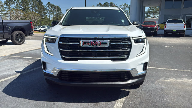 Used 2025 GMC Acadia Elevation FWD image 2