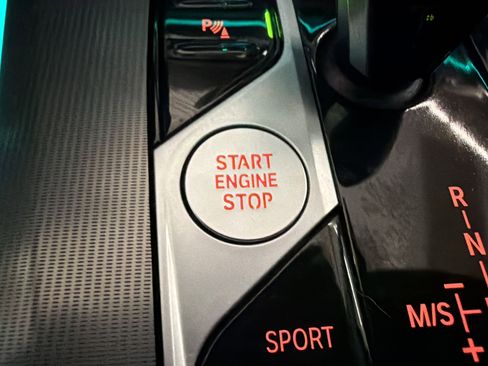 Used 2023 BMW X5 sDrive40i w/ Premium Package image 26