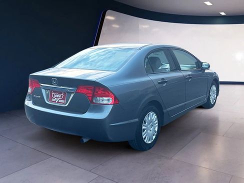 Used 2011 Honda Civic DX-VP image 5