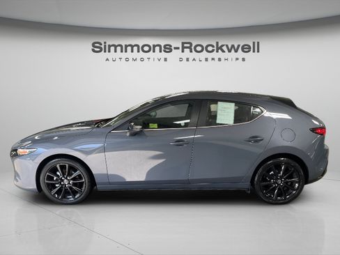 Used 2026 MAZDA MAZDA3 Carbon AWD/4WD image 2