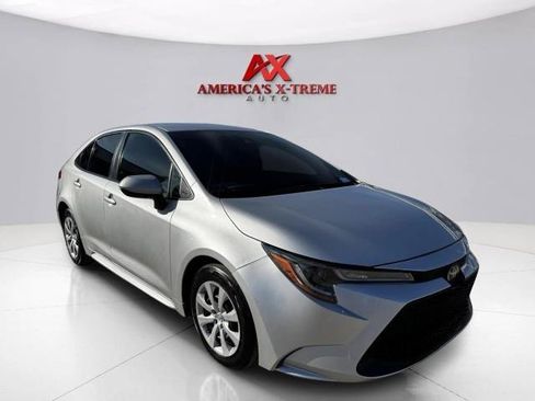 Used 2020 Toyota Corolla LE FWD image 8