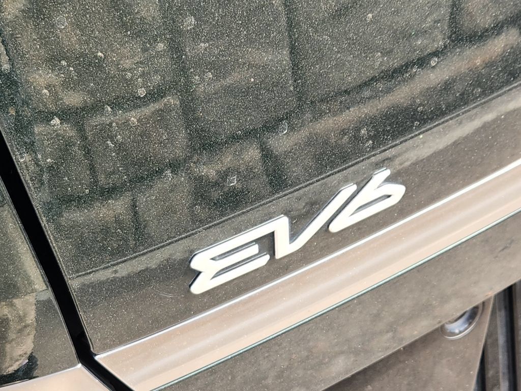 Certified 2023 Kia EV6 GT-Line AWD/4WD image 8