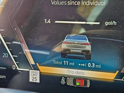 New 2026 BMW 740i xDrive image 9