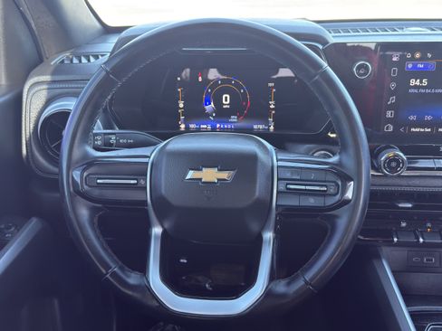 Used 2023 Chevrolet Colorado LT image 25