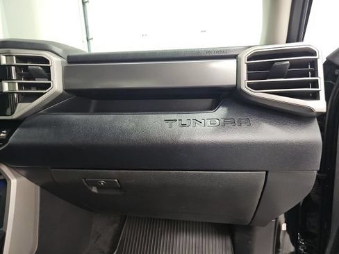 Used 2024 Toyota Tundra SR5 w/ SR5 Premium Package AWD/4WD image 38