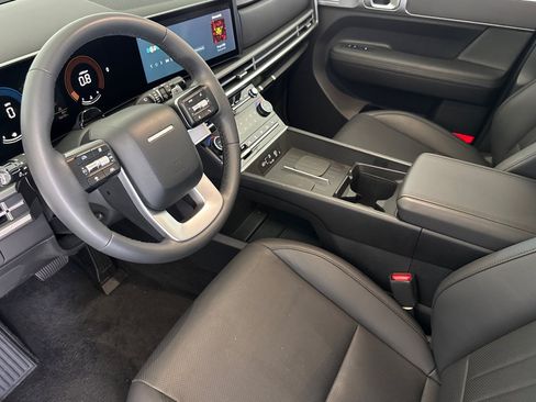 Used 2026 Hyundai Santa Fe SEL AWD/4WD image 4