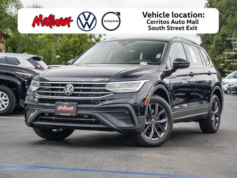 Certified 2023 Volkswagen Tiguan SE FWD image 1