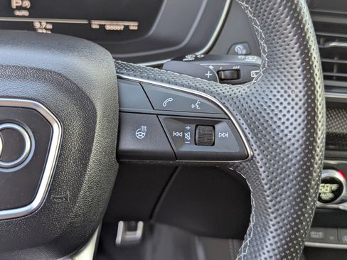 Used 2022 Audi SQ5 Premium Plus image 30