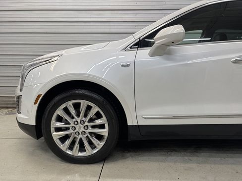 Used 2019 Cadillac XT5 Platinum image 4