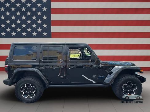 Used 2023 Jeep Wrangler Unlimited Rubicon 4xe w/ Cold Weather Group AWD/4WD image 7