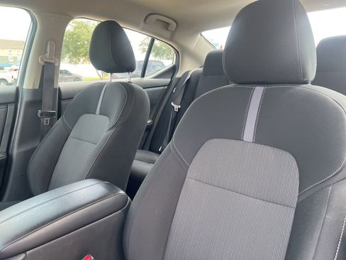 Used 2024 Nissan Sentra SV FWD image 8