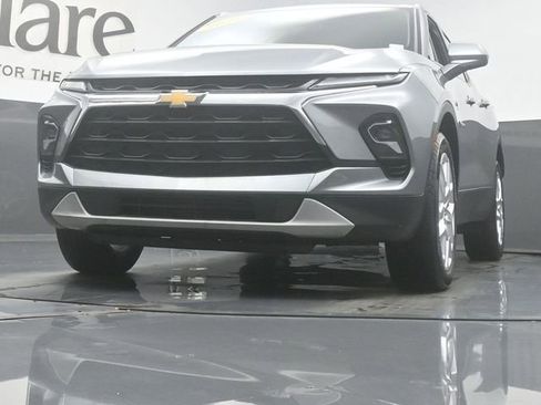 Used 2023 Chevrolet Blazer LT w/ LPO, Floor Liner Package FWD image 4