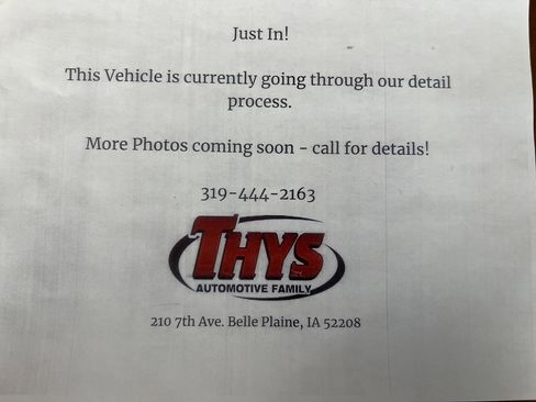 Used 2022 Volkswagen Tiguan SEL R-Line image 2