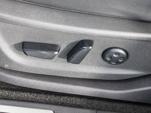 Certified 2024 Nissan Ariya AWD image 22