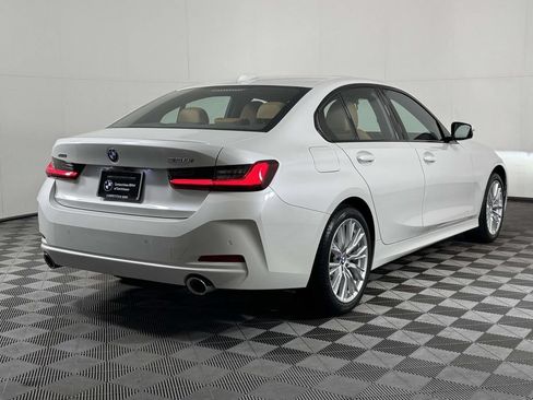 Used 2023 BMW 330i xDrive Sedan w/ Premium Package AWD/4WD image 10