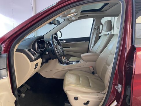 Used 2021 Jeep Grand Cherokee Limited AWD/4WD image 19