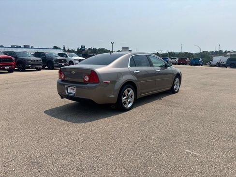 Used 2010 Chevrolet Malibu LT w/ Power Convenience Package FWD image 5