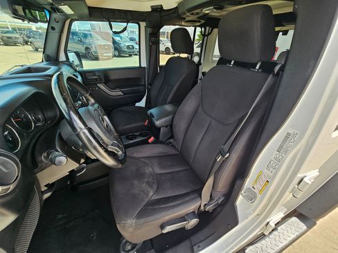 Used 2014 Jeep Wrangler Unlimited Sport w/ Quick Order Package 24S image 13