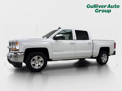 Used 2018 Chevrolet Silverado 1500 LT w/ All Star Edition RWD image 2