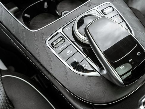 Used 2019 Mercedes-Benz E 63 AMG S image 30