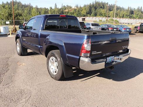 Used 2012 Toyota Tacoma PreRunner w/ SR5 Pkg RWD image 7