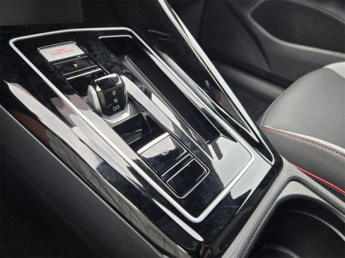 New 2025 Volkswagen GTI SE image 15