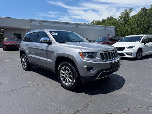 Certified 2016 Jeep Grand Cherokee Limited AWD/4WD image 7