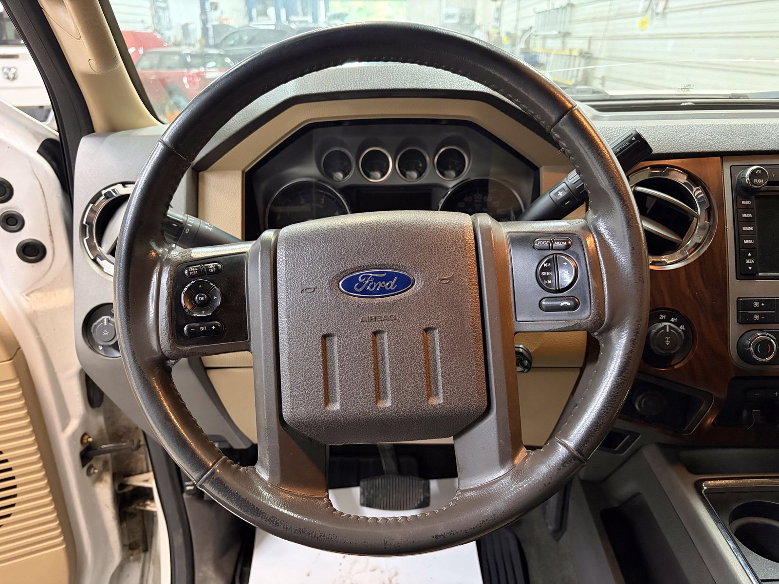 Used 2012 Ford F250 Lariat w/ Lariat Ultimate Pkg AWD/4WD image 14