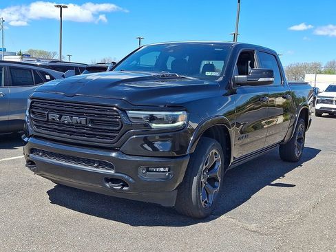 Used 2020 RAM 1500 Limited w/ Black Appearance Package AWD/4WD image 5
