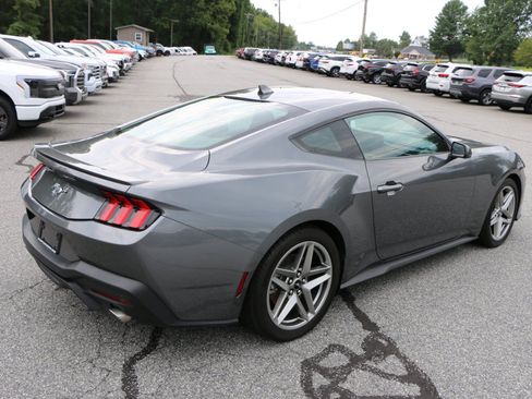 Used 2024 Ford Mustang Premium RWD image 8