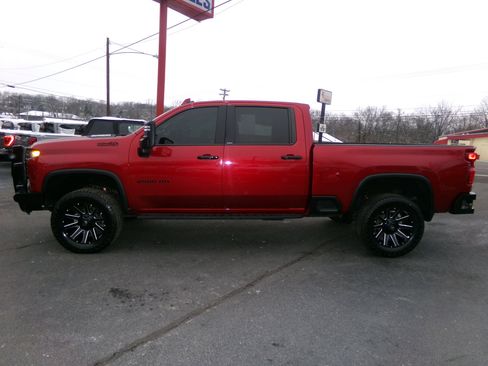 Used 2021 Chevrolet Silverado 2500 High Country w/ Z71 Off-Road Package image 6