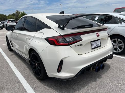 Used 2025 Honda Civic Type R image 4
