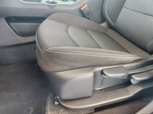 Used 2024 GMC Terrain SLE FWD image 23